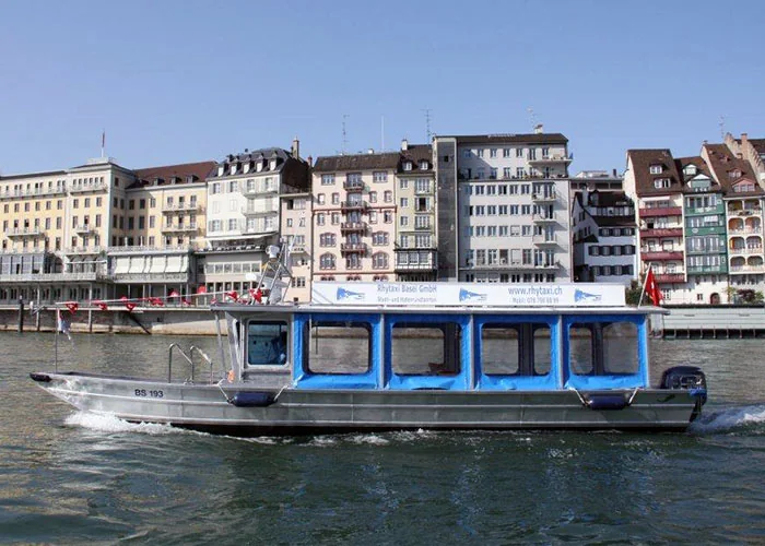 RhyPerle auf dem Rhein